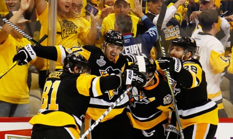 Stanley Cup final: Penguins take 2-0 series lead after late surge