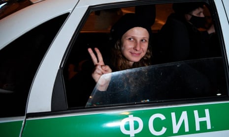 Masha Alekhina of Pussy Riot in a prison service car