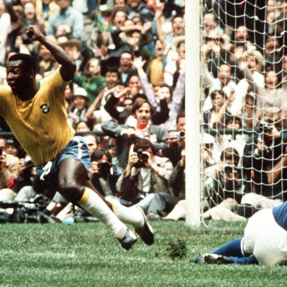 Pele Soccer Player In Action pele-soccer-player-in-action