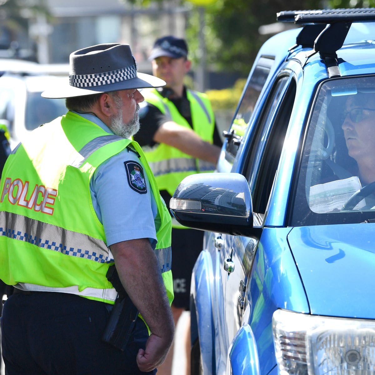 Queensland Bolsters Border Closure With Barriers And Checkpoints To Keep Coronavirus At Bay Australia News The Guardian
