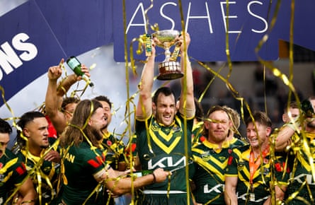 Isaah Yeo lifts the trophy at Headingley.