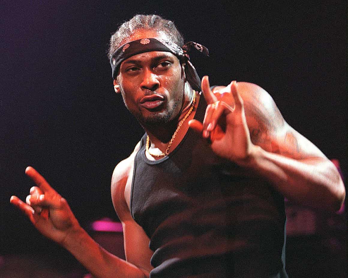 D’Angelo live in concert
