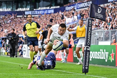 Will Muir scores a quite simply brilliant try for Bath.