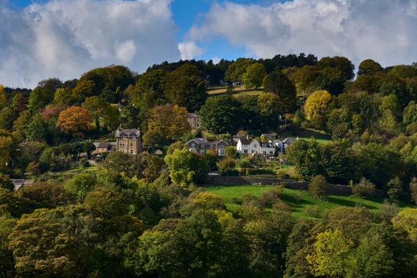 The Maynard is tucked away in a beautiful spot on the side of a valley in the Peak District.