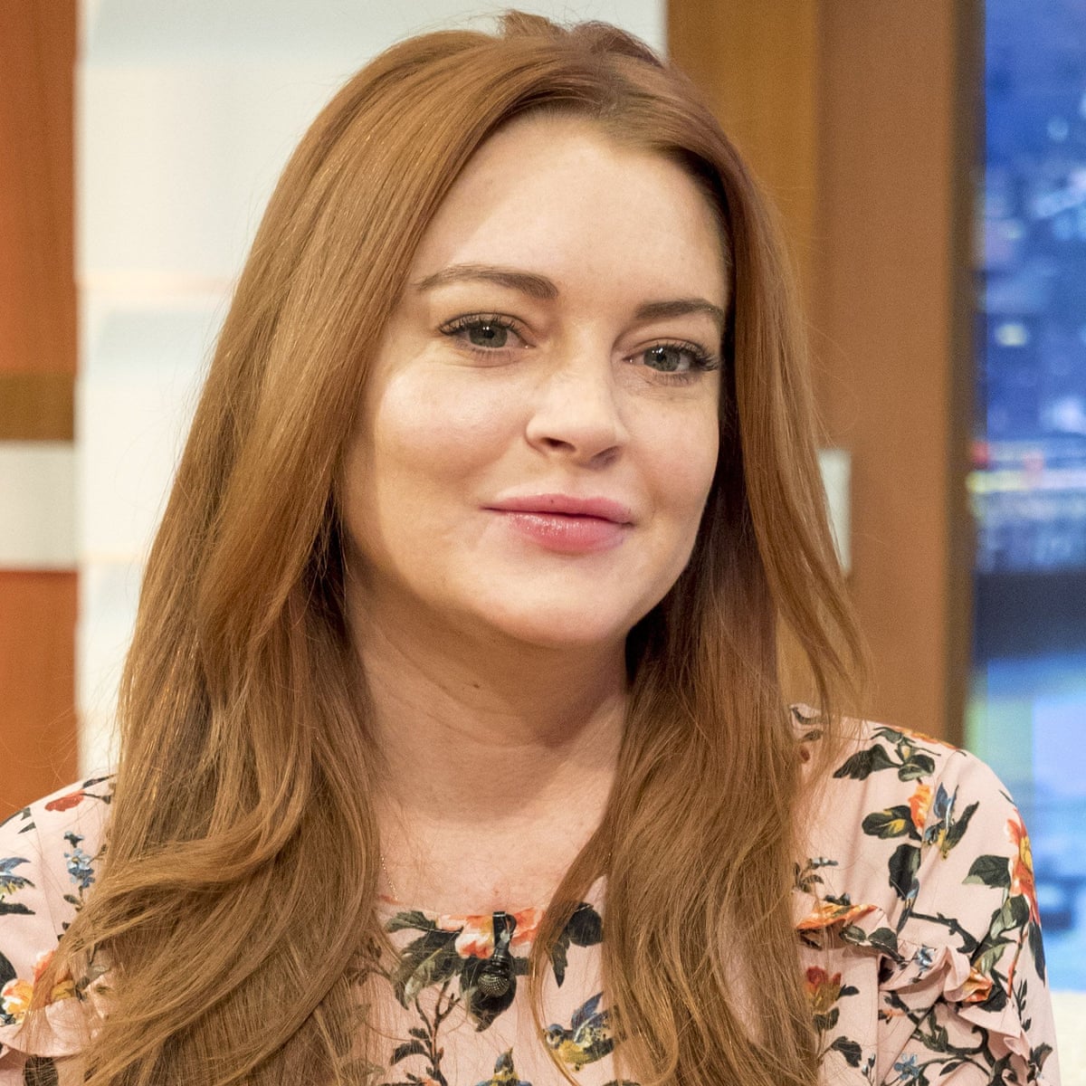 Lindsay Lohan I Was Racially Profiled And Asked To Remove Headscarf At Heathrow Lindsay Lohan The Guardian