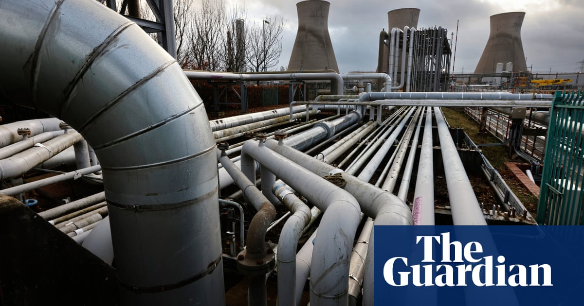 Calls grow for urgent talks to protect future of Grangemouth oil refinery | Oil