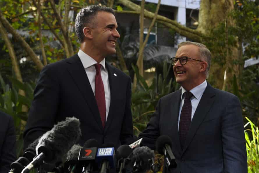The Labor leader, Anthony Albanese, and South Australian premier, Peter Malinauskas, speak to the media during a visit to Flinders medical centre in Adelaide