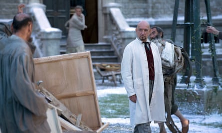 Ben Kingsley in Stonehearst Asylum, featuring the trope of doctors becoming patients
