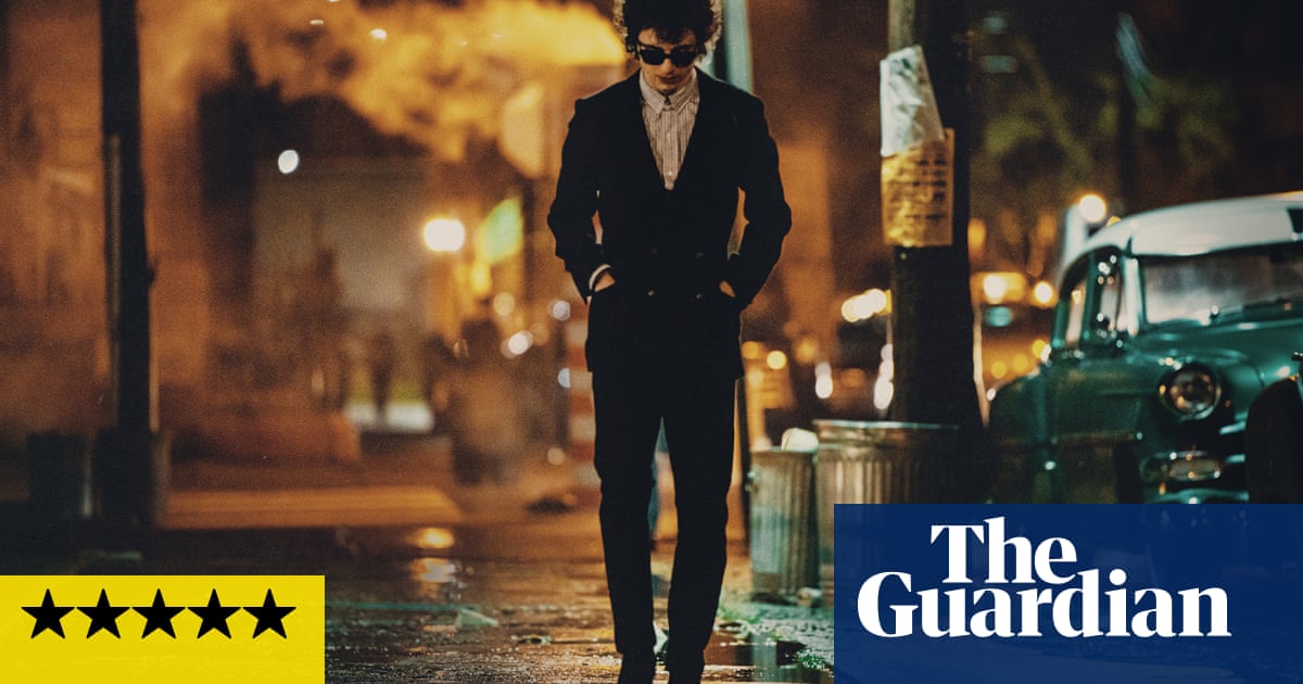 Una reseña completa de un desconocido total: la interpretación de Bob Dylan por Timothée Chalamet es una revelación eléctrica | Un completo desconocido. Una reseña completa de un desconocido total: la interpretación de Bob Dylan por Timothée Chalamet es una revelación eléctrica | Un completo desconocido.