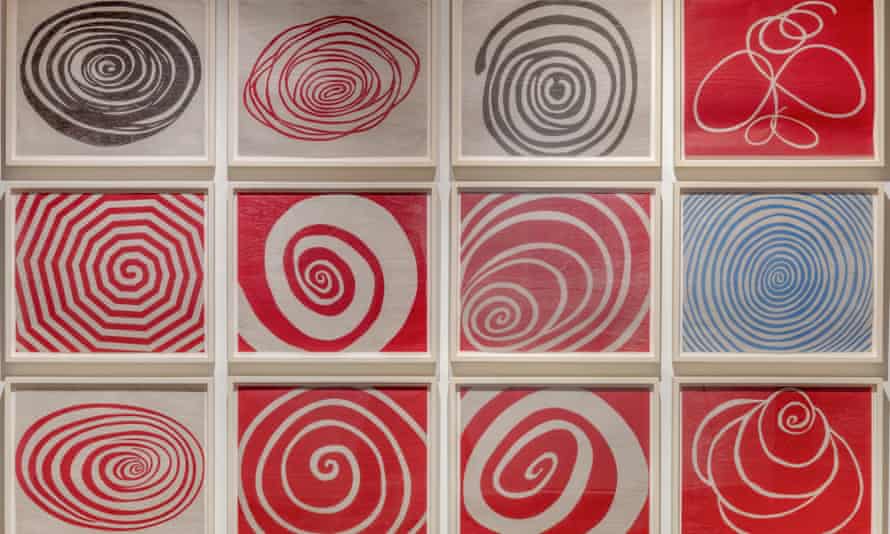 Turning around ... Spirales (2005) by Louise Bourgeois.