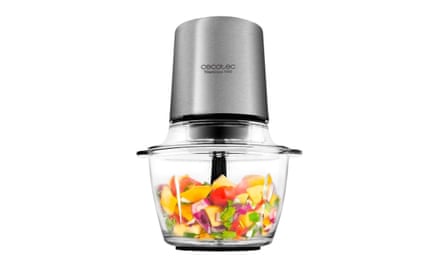 A silver and plastic Cecotec Tritatutto ChopBeat 2000