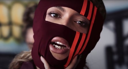 Beyoncé LV balaclava  Beyonce, Ski mask, Instagram fashion