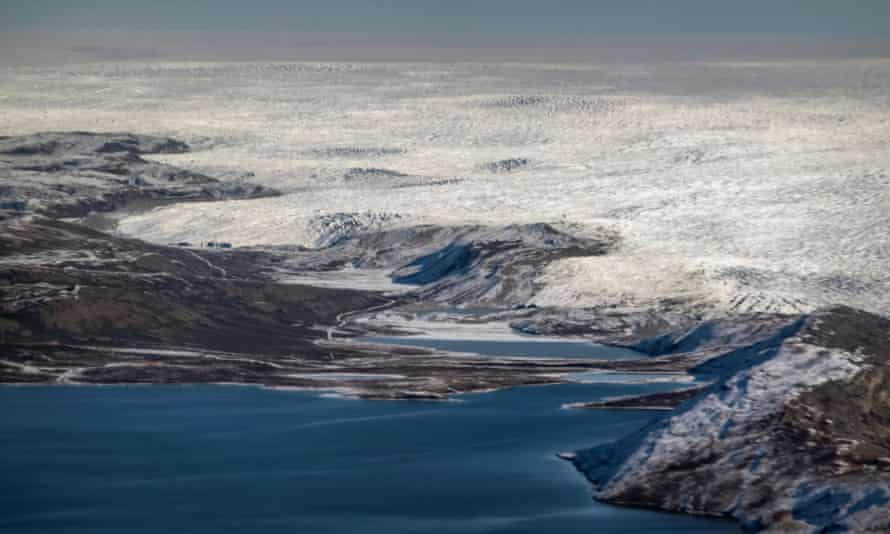 El borde de la capa de hielo en el norte de Kangerlussuaq, Groenlandia.