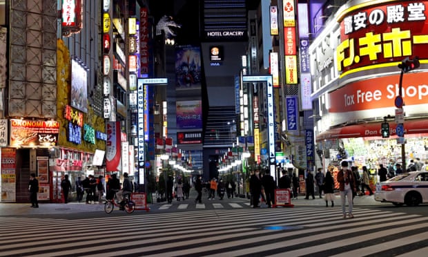 tokyo street scene