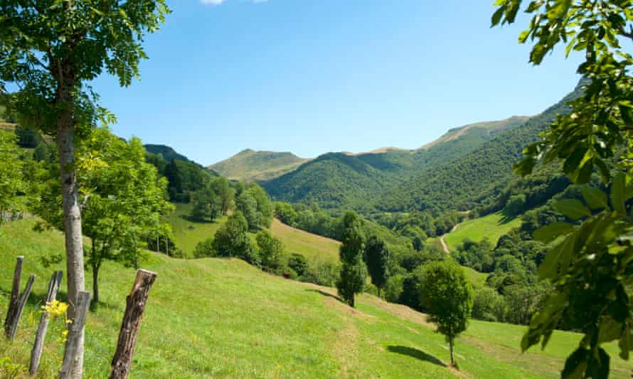 Green hills and mountains