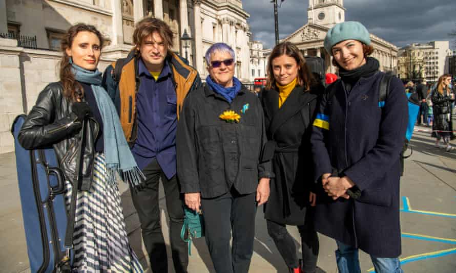 Jennifer Pike, Petr Limonov, Juliet Barclay, Jaga Klimaszewska and Eva Pires at the Music for Peace concert in Trafalgar Square.