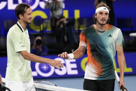 Resilient Daniil Medvedev continues bid to defend title, downs Stefanos  Tsitsipas to make 2023 Vienna Open final