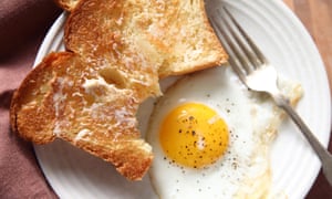 'You can't beat a fried egg on toast before bed ...'