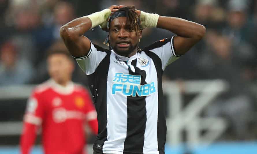 Can Chris Wood bring more out of the recently disappointing Allan Saint-Maximin (left)?