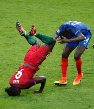Eder is challenged Matuidi.