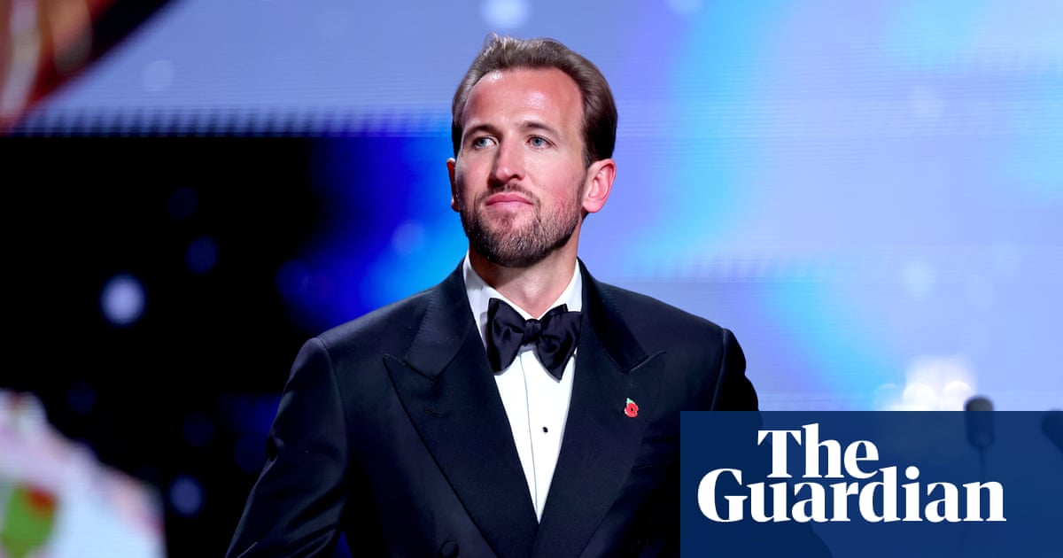 Harry Kane wins the Ballon d’Or and an EFL round-up | Football Weekly – video