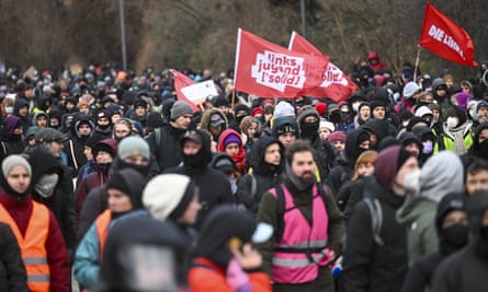 A protest against the AfD conference