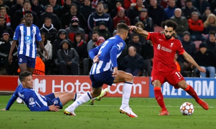 Mohamed Salah scores Liverpool’s second goal.