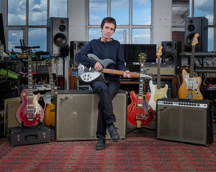 Johnny Marr to auction off dozens of guitars heard on Smiths classics such as This Charming Man