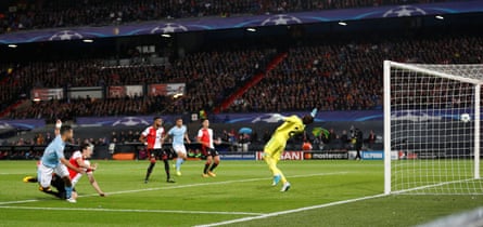 Manchester City’s Sergio Agüero scores against Feyenoord in 2017.