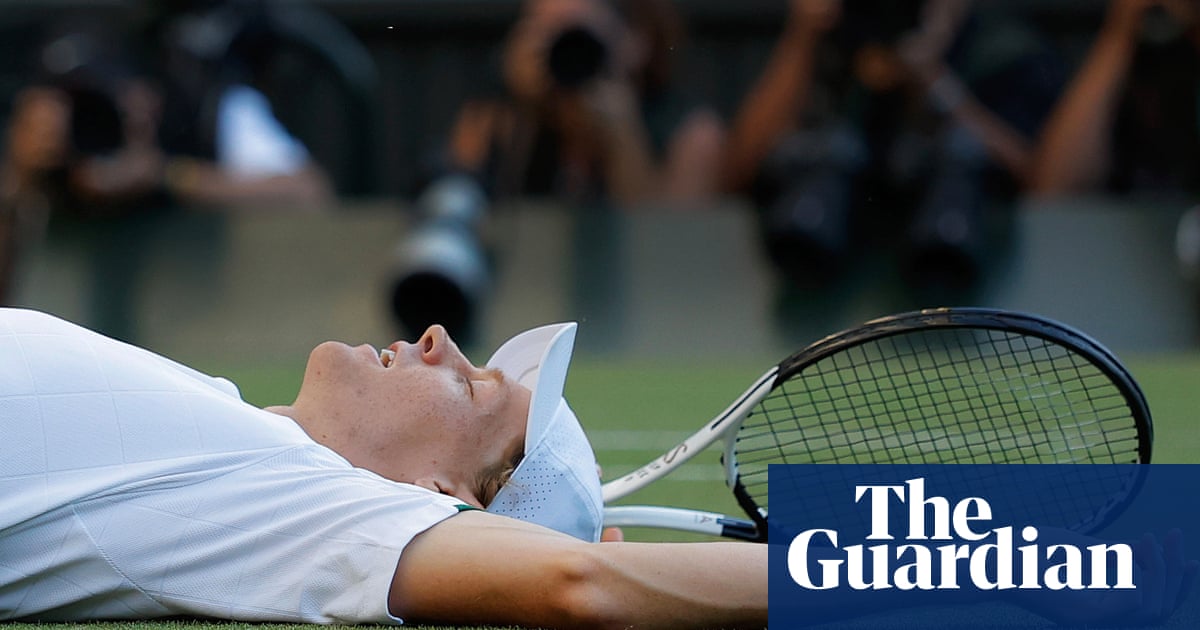 World’s top tennis players call truce in prize-money battle with grand slams