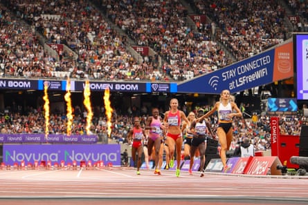 Georgia Hunter Bell wins the Diamond League 800m in London