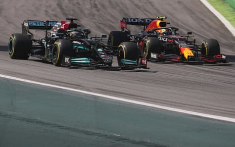 Did Verstappen block the corner for Hamilton by braking late?