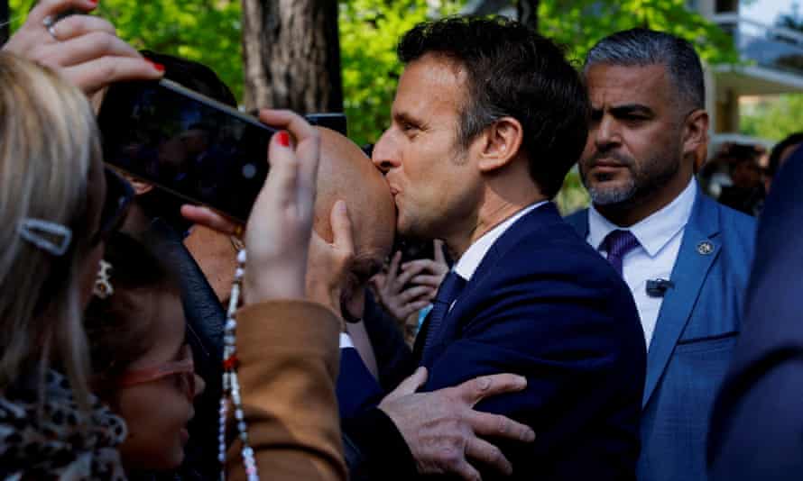 Macron et Campion le 24 avril lors du vote du second tour de l'élection présidentielle.