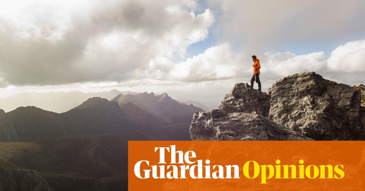 I’ve been climbing Tasmanian mountains for years – but I’m terrified of heights | Ben Walter I’ve been climbing Tasmanian mountains for years – but I’m terrified of heights | Ben Walter