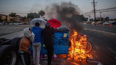 Los manifestantes y las autoridades se dirigen al segundo día de ataque de hielo en La - Video