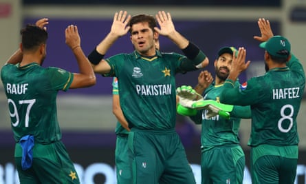 Shaheen Shah Afridi (centre) celebrates the wicket of Virat Kohli during Pakistan’s stunning victory over India.