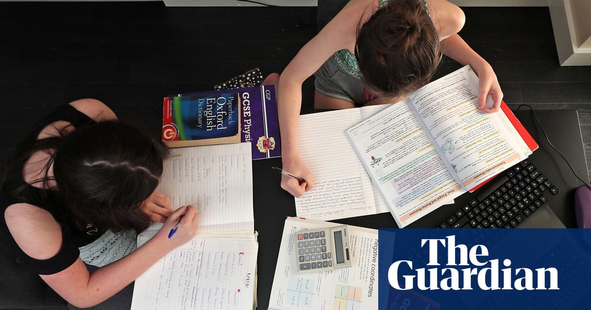 Private schools in England give pupils top grades in 70% of A-level entries