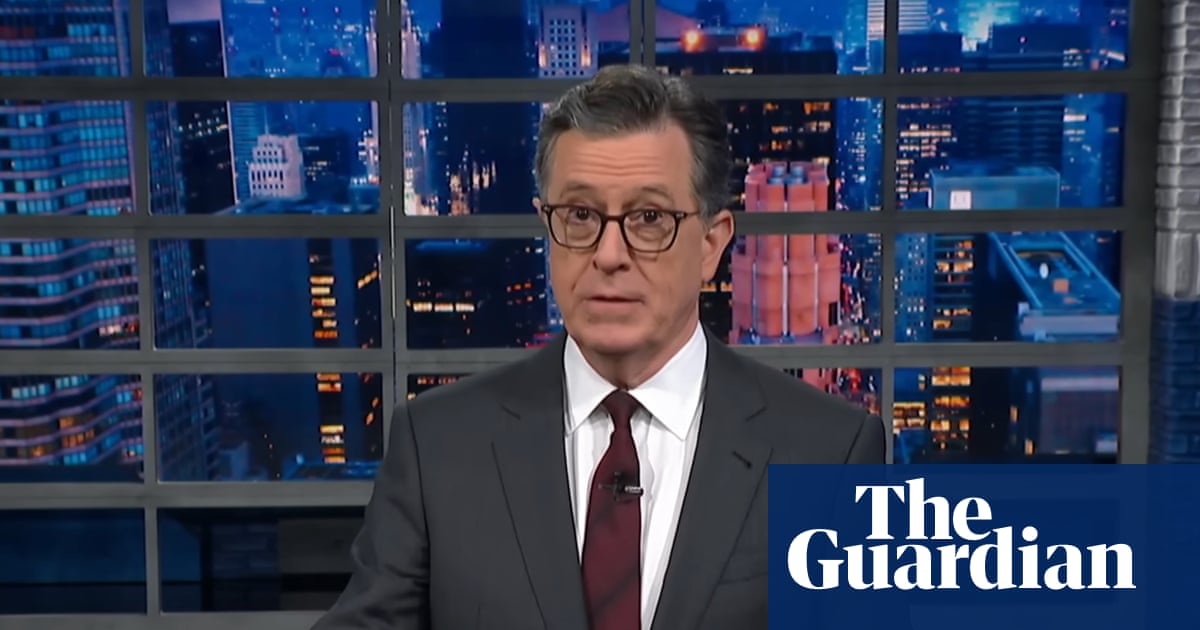 Stephen Colbert sobre la ‘tarjeta dorada’ de Trump: “Un programa de pago por favores para extranjeros adinerados” | Resumen de los programas nocturnos Stephen Colbert sobre la ‘tarjeta dorada’ de Trump: “Un programa de pago por favores para extranjeros adinerados” | Resumen de los programas nocturnos