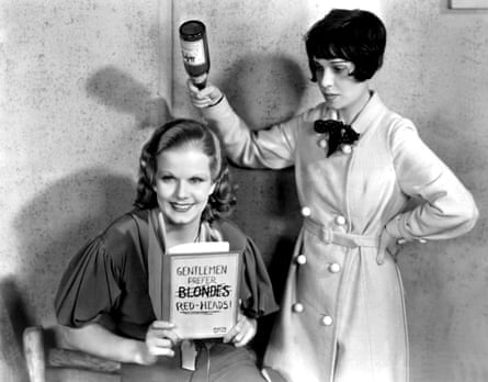 Jean Harlow and Anita Loos in a publicity photo for Red Headed Woman.