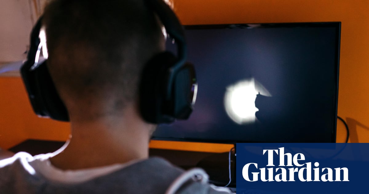 Twitch Embraces 'Mogging' Trend, Raising Concerns About Parental Oversight and Traditional Values