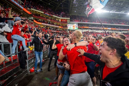 PSV fans
