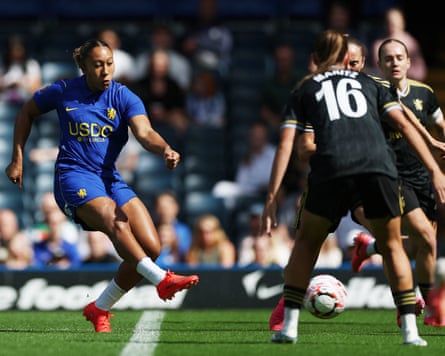 The Chelsea forward Lauren James puts her team 1-0 up against Aston Villa