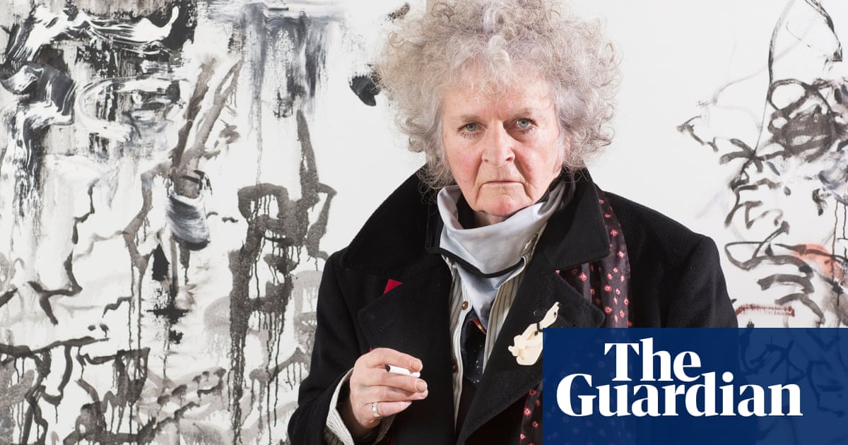 ‘It went black’: Maggi Hambling describes life as artist after finger amputation