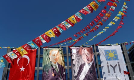Campaign posters for Akşener outside party headquarters in Ankara