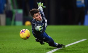 Chelsea v newcastle united: premier lig - canlı! 8 chelsea kalecisi kepa arrizabalaga ısınma sırasında.