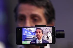 Joaquim Alvaro Pereira Leite, ministro do Meio Ambiente do Brasil, durante entrevista