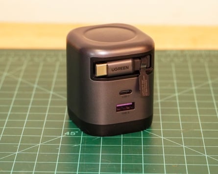 Ugreen Nexode X606 usb-c charger