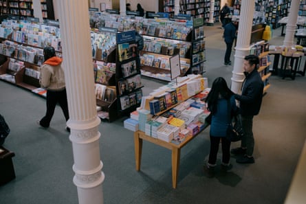 James Daunt’s turnaround is working for Barnes & Noble: Sales have been rising, and the company is opening new stores for the first time in years.