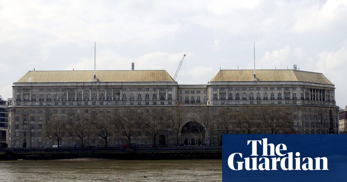 MI5 in court accused of ‘extraordinary and persistent illegality’