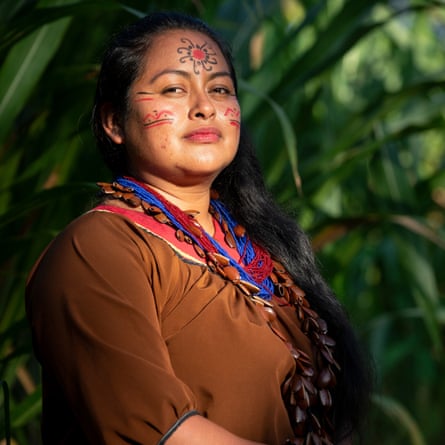 Alexandra Narváez, the first female leader of the A’i Cofán Indigenous guard.
